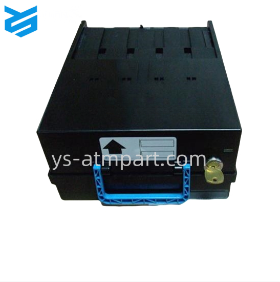 00103334000E    Diebold Opteva Reject Cassette Bin Lock Divert With Key